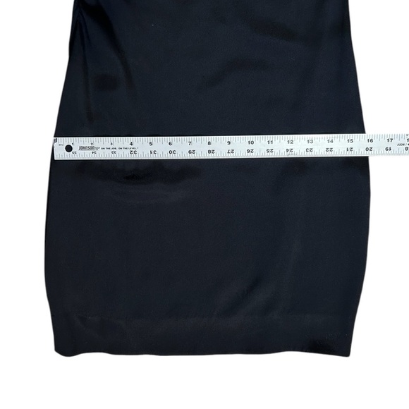 DIANE von FURSTENBERG Cobb One Shoulder Dress sz 2 Stretchy Silk Blend LBD Short - Picture 10 of 12